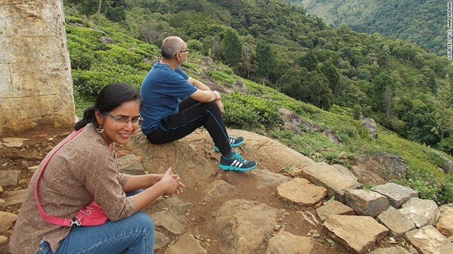 Ông Narendran và vợ đã lập kế hoạch xây một ngôi nhà mơ ước trên đỉnh núi Nilgiri (Ấn Độ). Ảnh: CNN