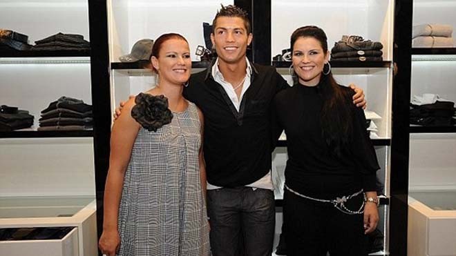 Các chị gái của Ronaldo không có thiện cảm với Irina Shayk.