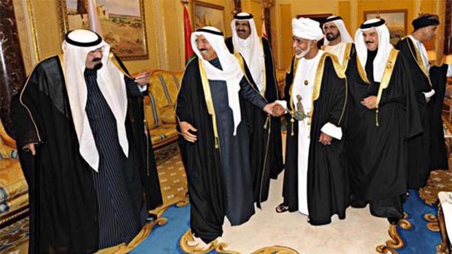 Các nhà lãnh đạo các nước thuộc Hội đồng vùng Vịnh (GCC) trong một cuộc họp vào năm 2011 - Ảnh: Arab Times.