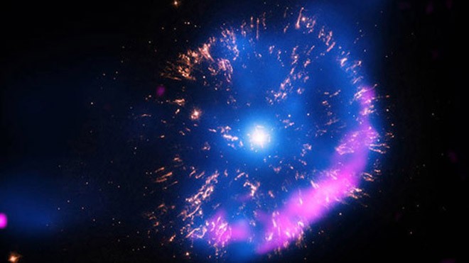 Vụ nổ trong vũ trụ giống với một màn pháo hoa nhiều màu sắc. Ảnh: NASA