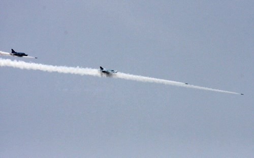 Máy bay tiêm kích bom Su -22 trên bầu trời Việt Nam - Ảnh: Thanh Niên