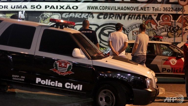 Tám cổ động viên bóng đá bị ám sát tại Brazil