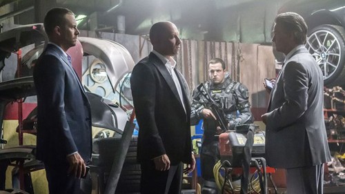 Theo Vin Diesel, nhân vật Mr. Nobody của Kurt Russell (bìa phải) sẽ có vai trò quan trọng trong tập 8.