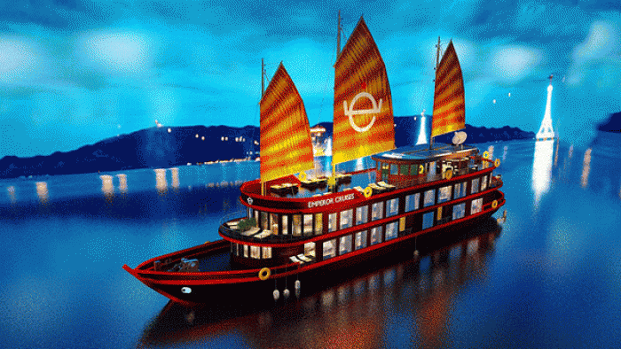 Du thuyền Hoàng Đế trên vịnh Nha Trang 