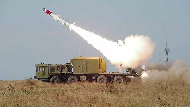 Tổ hợp tên lửa Bastion sử dụng tên lửa Onyx