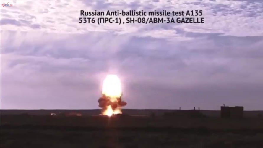 Cận cảnh hệ thống phòng thủ tên lửa tầm cao A-135 của Nga