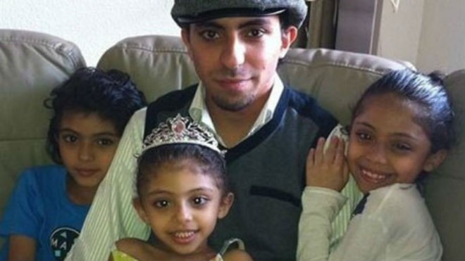Raif Badawi và các con.
