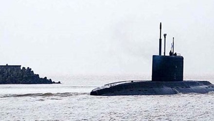 Tàu ngầm kilo 185 – Khánh Hòa thực hiện thử nghiệm trên biển, ngày 17/12/2014. Ảnh: Ruspodplav