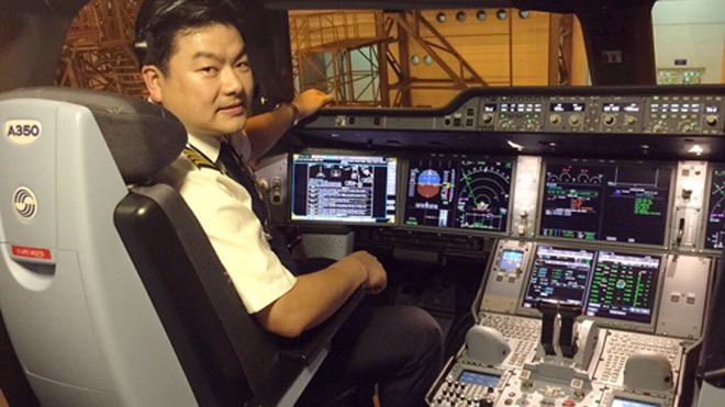 Nguyễn Ngọc Đức Minh là phi công đầu tiên của Vietnam Airlines lái A350-900.