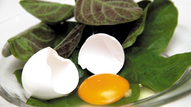Trứng gà là một trong những thực phẩm bổ dưỡng được nhiều người sử dụng. Ảnh minh họa.