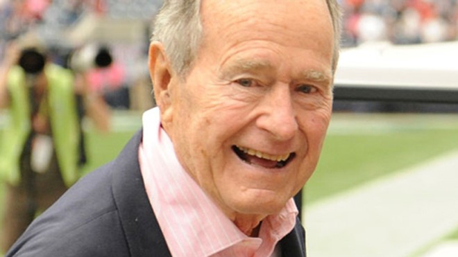 Cựu tổng thống Mỹ George H. W. Bush. Ảnh: AP.