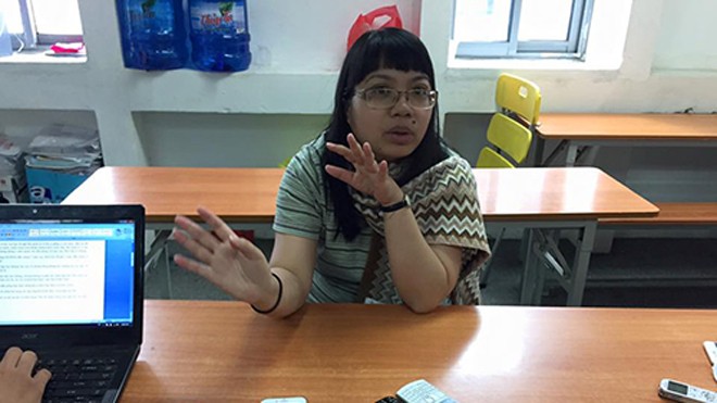 Cô giáo Lê Na trả lời báo chí trong sáng nay