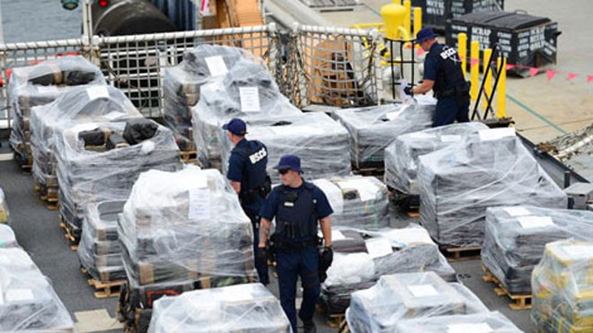 Cảnh sát biển Mỹ đã triệt phá thành công một đường dây buôn lậu cocaine bằng tàu ngầm tự chế.