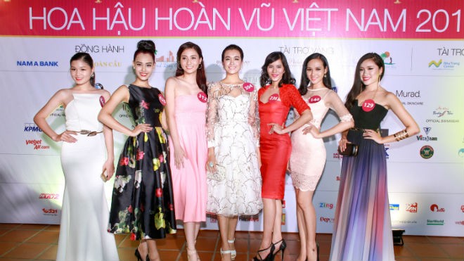 Các thí sinh tham dự cuộc thi Hoa hậu Hoàn Vũ Việt Nam 2015.