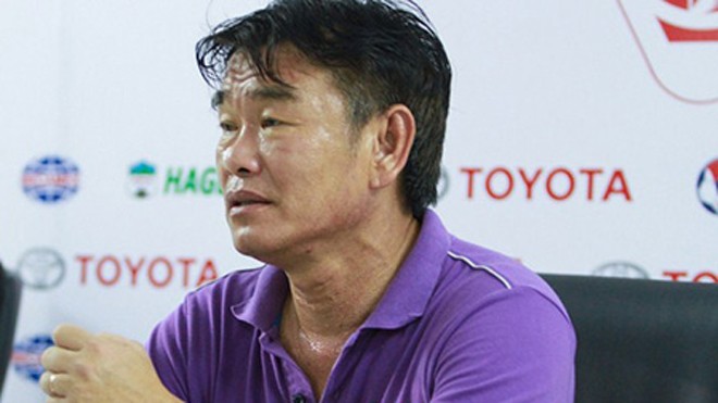 Cựu HLV đội tuyển Phan Thanh Hùng tỏ ra sẻ chia với những áp lực mà HLV đương nhiệm Miura đang phải chịu