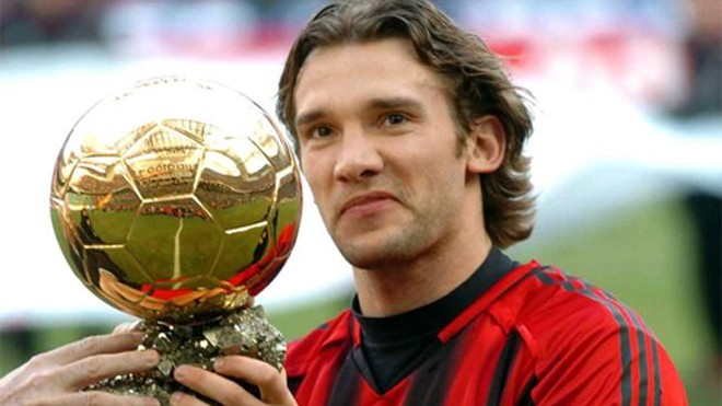 Quả Bóng Vàng châu Âu 2004 là đỉnh cao chói lọi trong sự nghiệp bóng đá của Shevchenko.