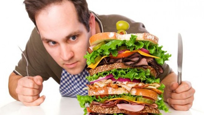 Một chế độ ăn uống không hợp lý sẽ khiến chứng yếu sinh lý ở nam giới trầm trọng hơn