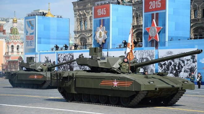 Siêu tăng T-14 Armata trong cuộc diễu hành trên Quảng trường Đỏ vào ngày 9/5. Ảnh: Sputnik