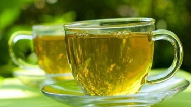 Uống trà xanh giúp giảm nguy cơ bệnh tim mạch, ung thư. Ảnh: kadinlarkulubu.