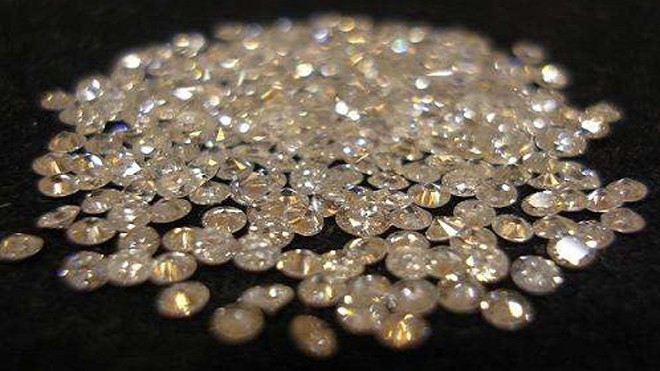 Q-cacbon có đặc tính cứng hơn kim cương thực sự. Ảnh minh họa: Wikipedia.