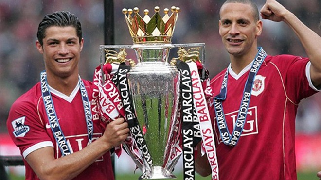 Ronaldo và Ferdinand từng cùng nhau giành ba chức vô địch Ngoại hạng Anh. Ảnh: Reuters