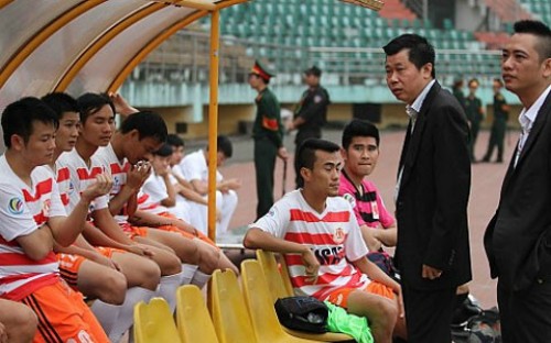 Bầu Trường và Ninh Bình không được đặc cách dự V-League 2017.