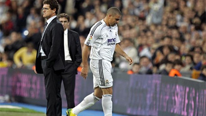 Capello và Ronaldo từng cơm không lành, canh chẳng ngọt từ thời cả hai còn phụng sự Real Madrid.