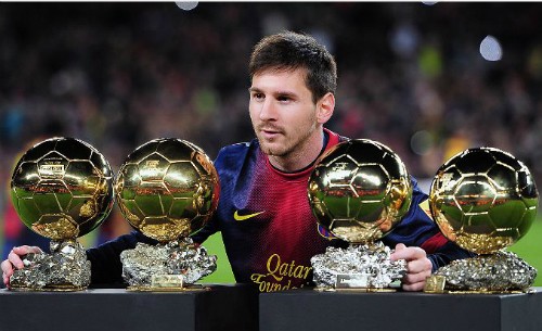 Messi đoạt Quả bóng vàng trong bốn năm liền. Ảnh: AFP.