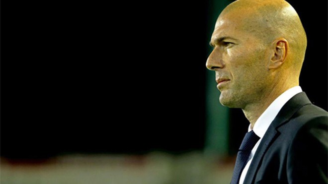 Cửa vô địch La Liga đang dần khép lại với Zidane và Real