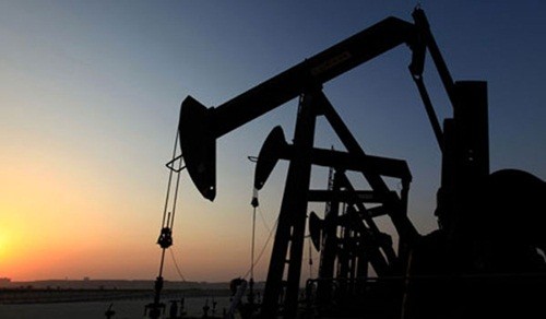 Giá dầu gần đây tăng mạnh do kỳ vọng OPEC giảm sản xuất. Ảnh: Zeenews
