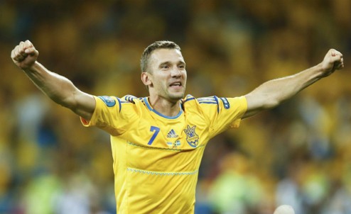 Người hâm mộ Ukraina đang chờ đợi Shevchenko thành công trên cương vị huấn luyện viên sau khi sở hữu sự nghiệp cầu thủ hiển hách. Ảnh: Reuters.