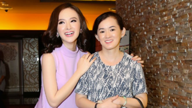 Angela Phương Trinh và mẹ như hai chị em