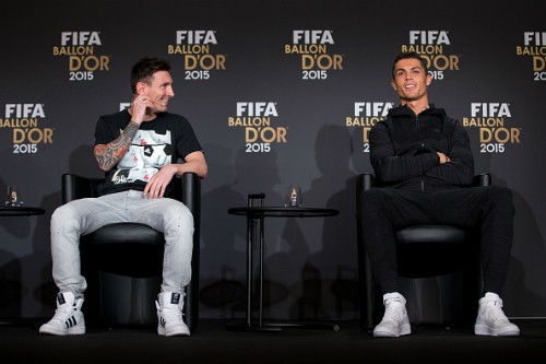 Messi và Ronaldo là hai cầu thủ số một thế giới về kiếm tiền. Ảnh: Reuters.