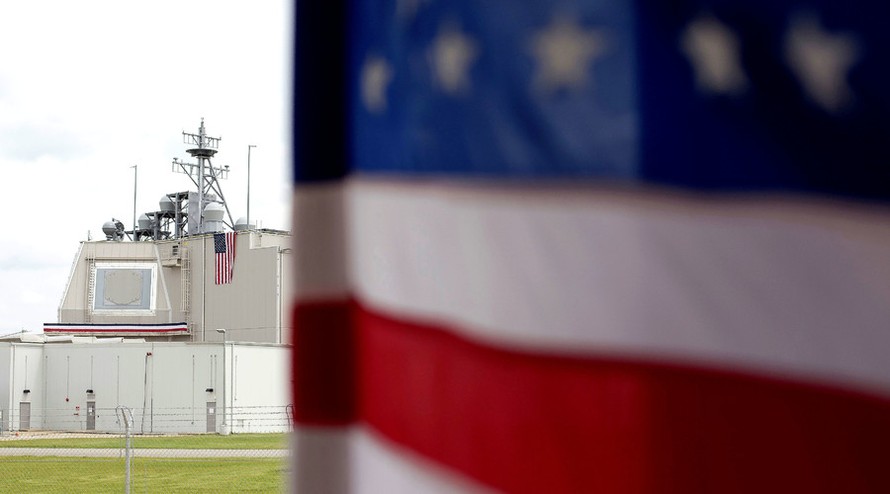 Hình ảnh chụp trung tâm chỉ huy tại nơi lắp đặt hệ thống phòng thủ tên lửa mới của Mỹ tại Romania (Ảnh: Reuters)