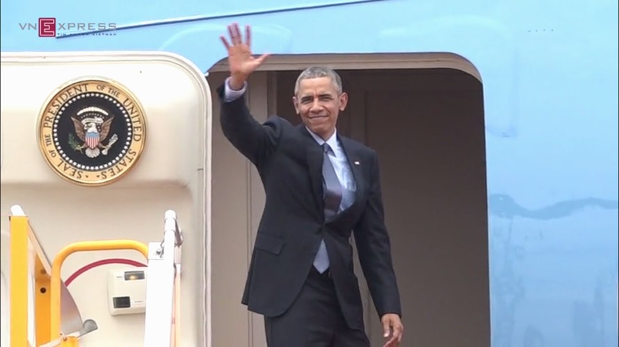 Tổng thống Mỹ Barack Obama rời Việt Nam