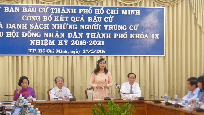 Bà Nguyễn Thị Quyết Tâm- đọc quyết định công bố danh sách đại biểu HĐND TPHCM nhiệm kỳ 2016- 2021. 