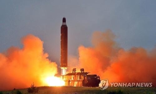 Hình ảnh về vụ phóng tên lửa đạn đạo tầm trung trên truyền thông Triều Tiên. Ảnh: Yonhap.
