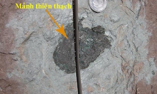 Mảnh thiên thạch 470 triệu năm tuổi tại Thụy Điển. Ảnh: Birger Schmitz.