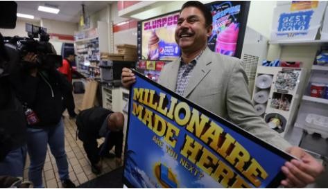 Chủ cửa hàng 7 - Eleven cũng được thưởng 1 triệu USD. Ảnh: Los Angeles Times