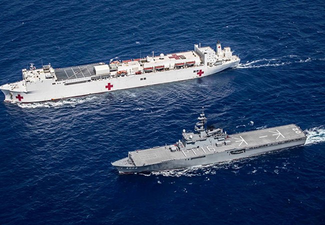 Sáng 28/7, đội tàu Hải quân Nhật Bản và Hoa Kỳ đã rời Đà Nẵng, chính thức khép lại chương trình Đối tác Thái Bình Dương 2016. Ảnh: Vietimes