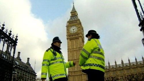 Radio Thế giới 24h: IS tuyển mộ công dân Anh để tấn công khủng bố 