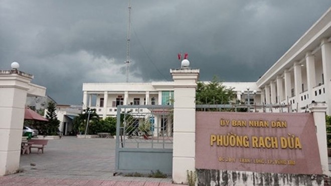 Trụ sở UBND phường Rạch Dừa - nơi xảy ra vụ việc