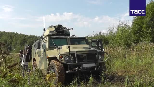 Nga phát triển xe thiết giáp không người lái gắn pháo 30 mm