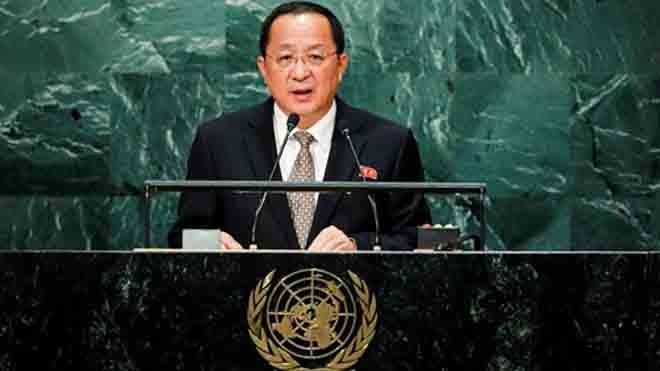 Ngoại trưởng Triều Tiên Ri Yong-ho phát biểu tại Đại Hội đồng Liên Hợp Quốc, New York, Mỹ, ngày 23/9. Ảnh: Reuters.