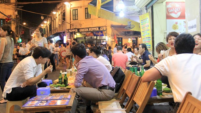 “Người Việt trẻ không biết chừng mực khi uống bia rượu“