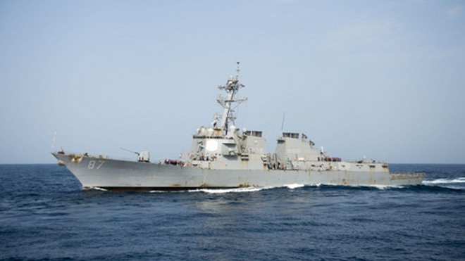 Tàu USS Mason ngoài khơi Yemen. Ảnh: usni.org
