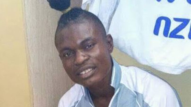 Trúng đạn lạc, cầu thủ Nigeria chết giữa chợ