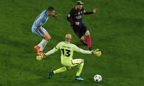 Pha dứt điểm thành bàn của Messi. Ảnh: Reuters.