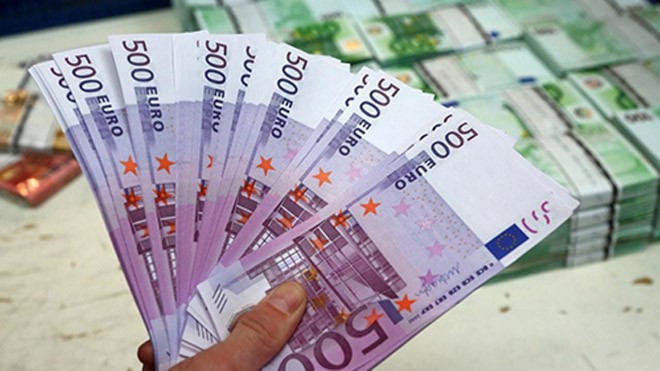 Bulgary cho biết đây là một trong những lượng tiền euro giả lớn nhất từng được phát hiện và chúng được làm giả cực kỳ tinh vi. Ảnh minh họa: Reuters