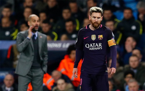 Messi và các đồng đội lần đầu thất bại trước Man City. Ảnh: Reuters.
